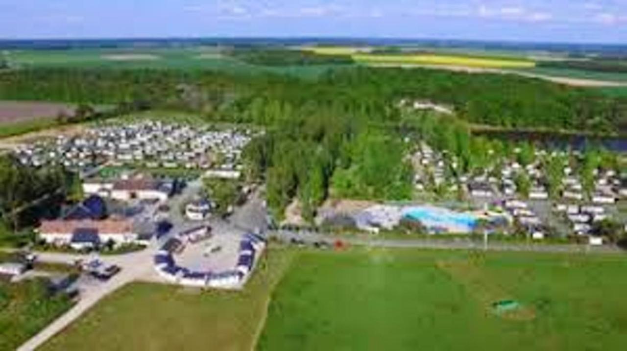 Bungalow Charmant Onzain + Piscine Exteriér fotografie